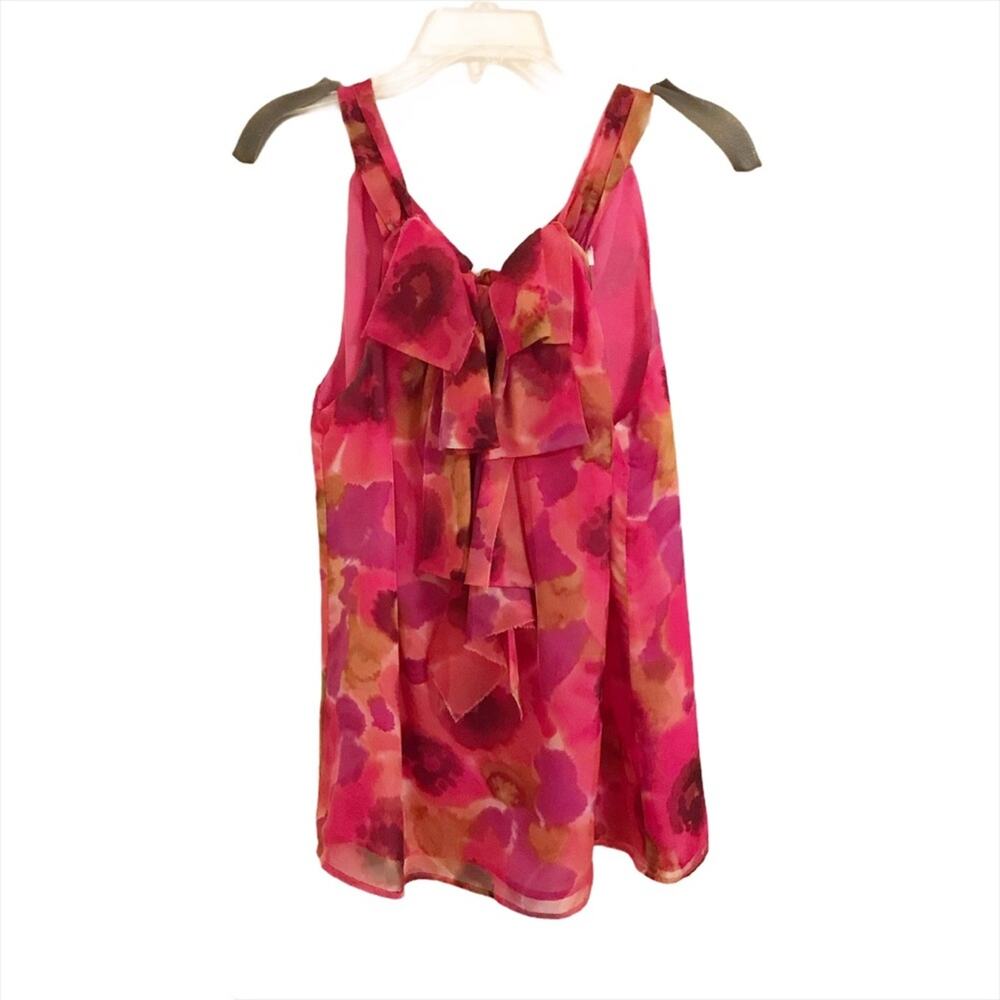 Loft Floral Fully Lined Sleeveless Blouse
